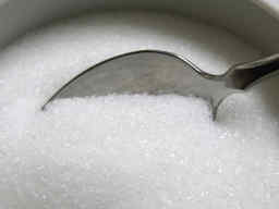 Lo zucchero fa male: ecco i danni alla salute